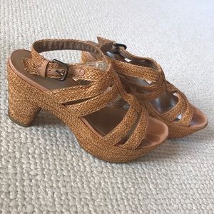 Stuart Weizman Heeled straw Sandals